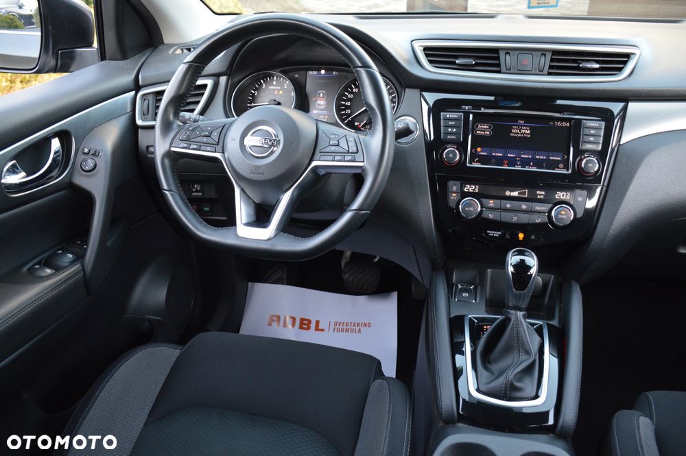 Nissan Qashqai 1.3 DIG-T DCT TEKNA - 19