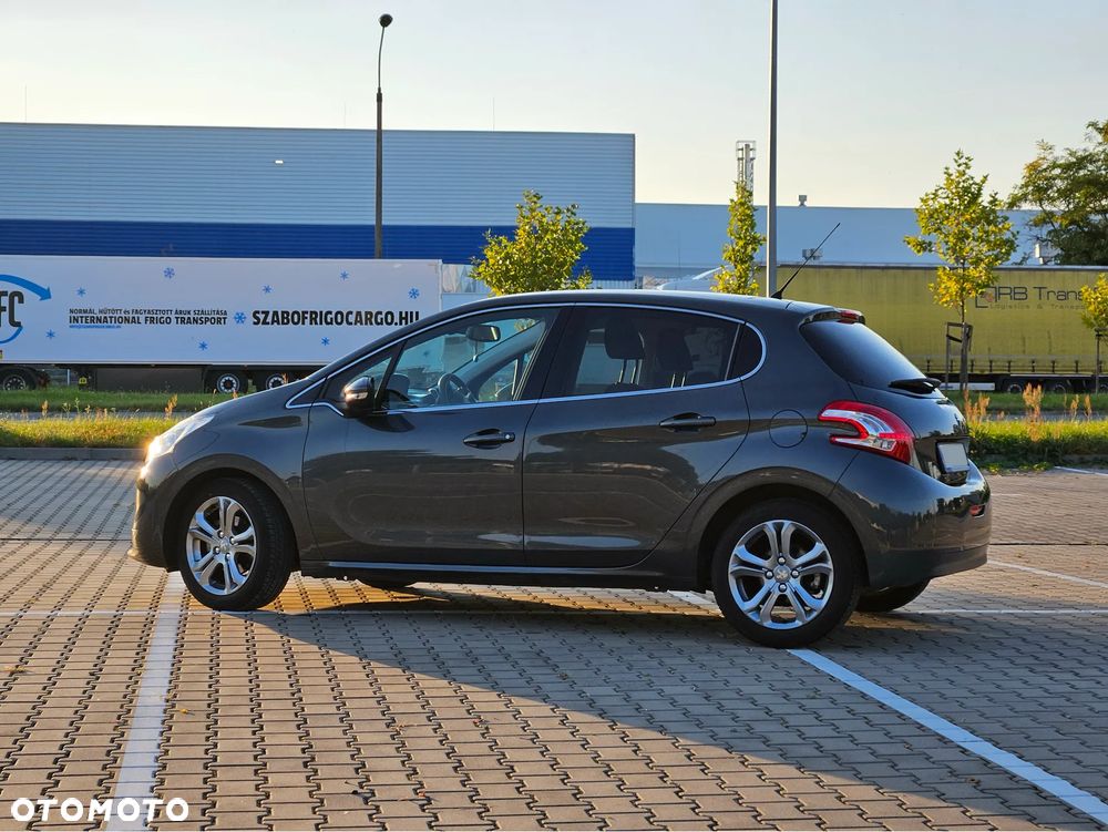 Peugeot 208 1.6 VTi Allure - 5