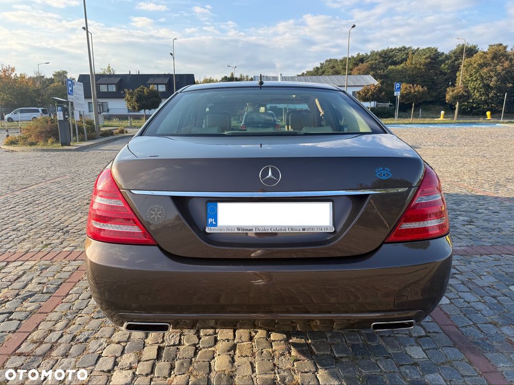 Mercedes-Benz S-Class 2010 photo 4