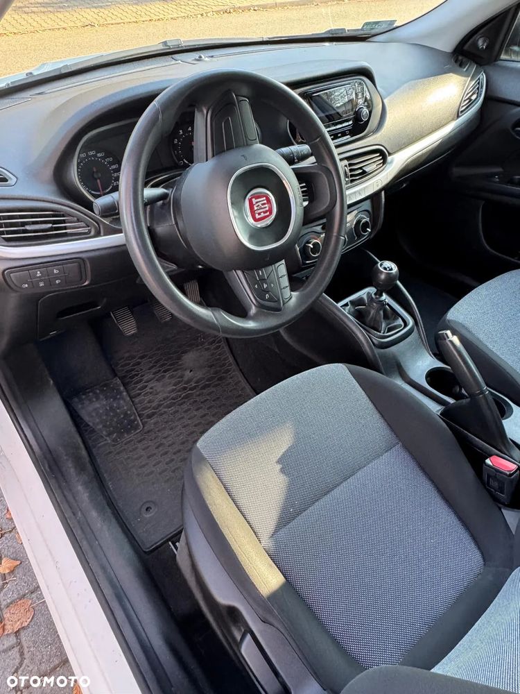 Fiat Tipo - 10