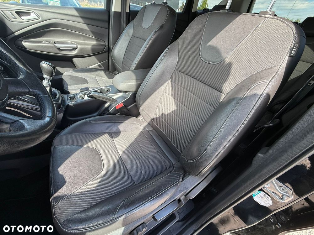 Ford Kuga 1.6 EcoBoost 2x4 Trend - 20