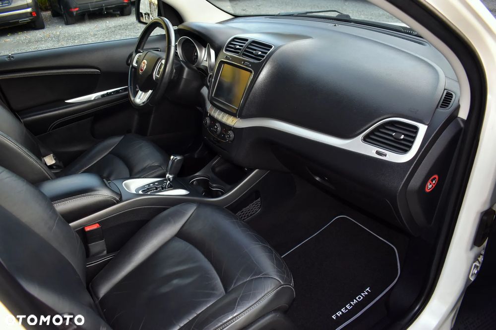 Fiat Freemont 2.0 Multijet 16V DPF Automatik Allrad Black Code - 34