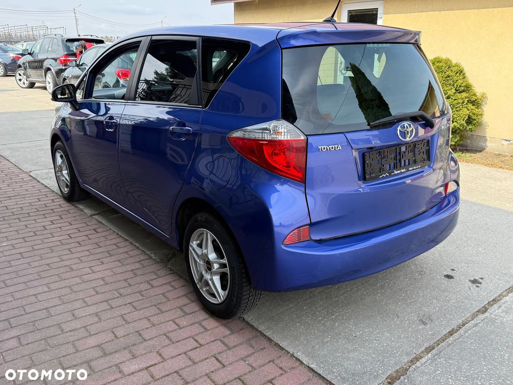 Toyota Verso S 1.4 D-4D Comfort - 8