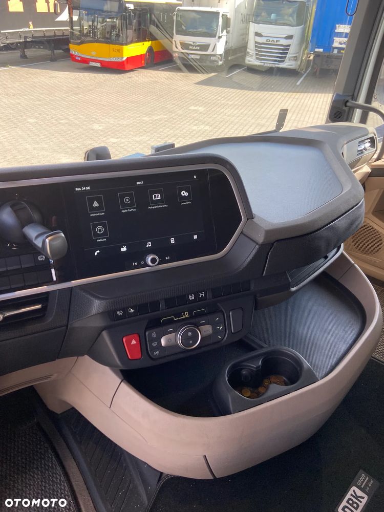 DAF XG - 22