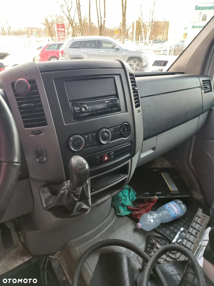 Mercedes Sprinter 3.0 ambulans na czesci - 9