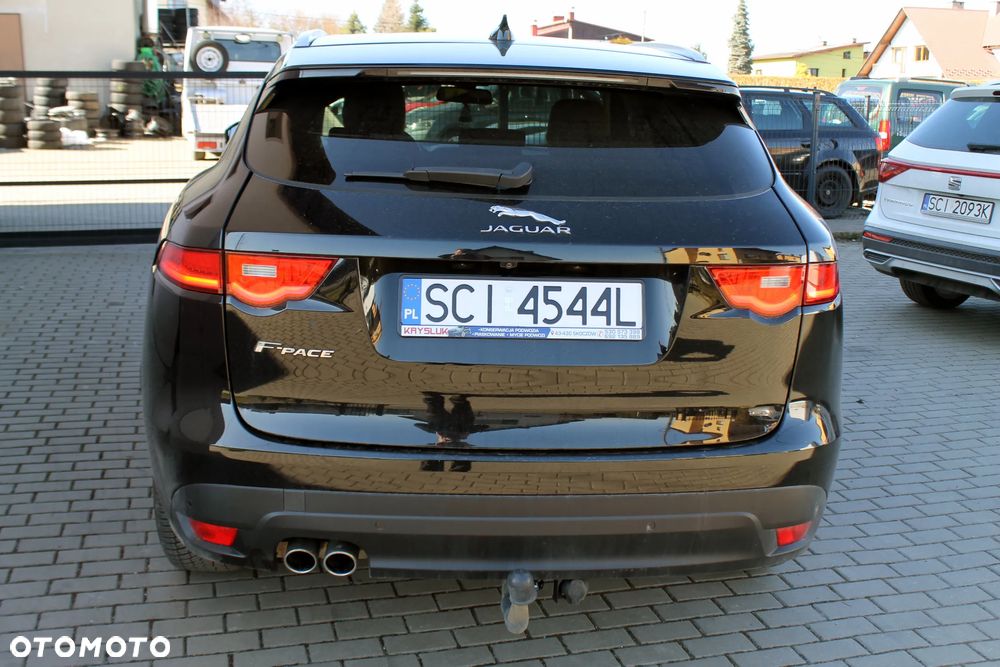 Jaguar F-Pace 20d AWD Prestige - 6
