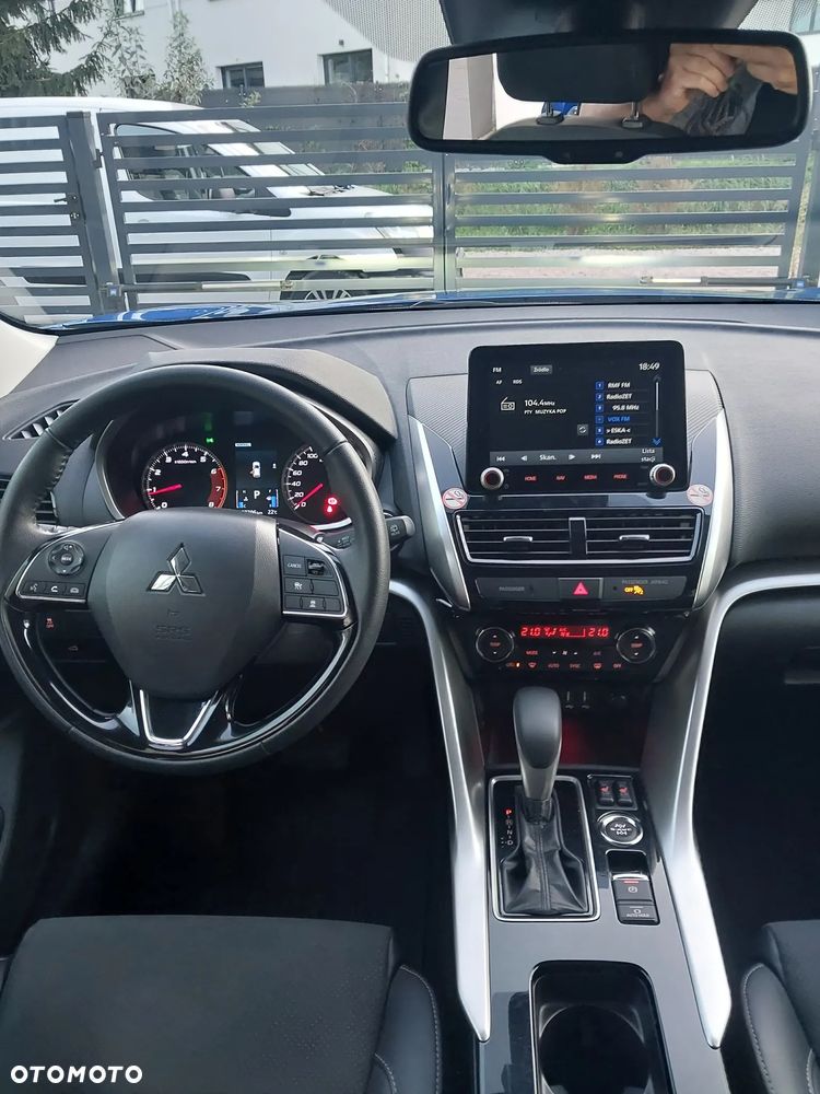 Mitsubishi Eclipse Cross - 11