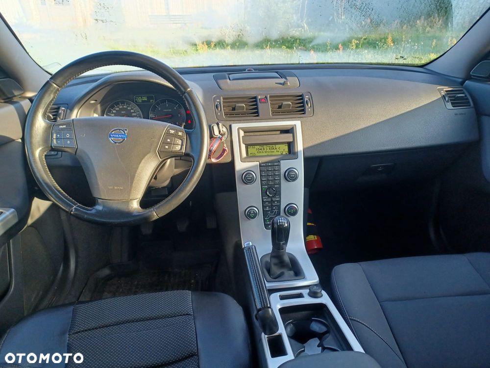 Volvo V50 D3 - 12