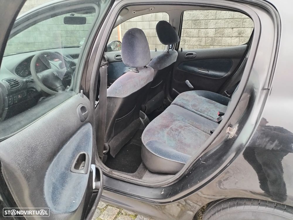 Peugeot 206 1.1 XT - 19