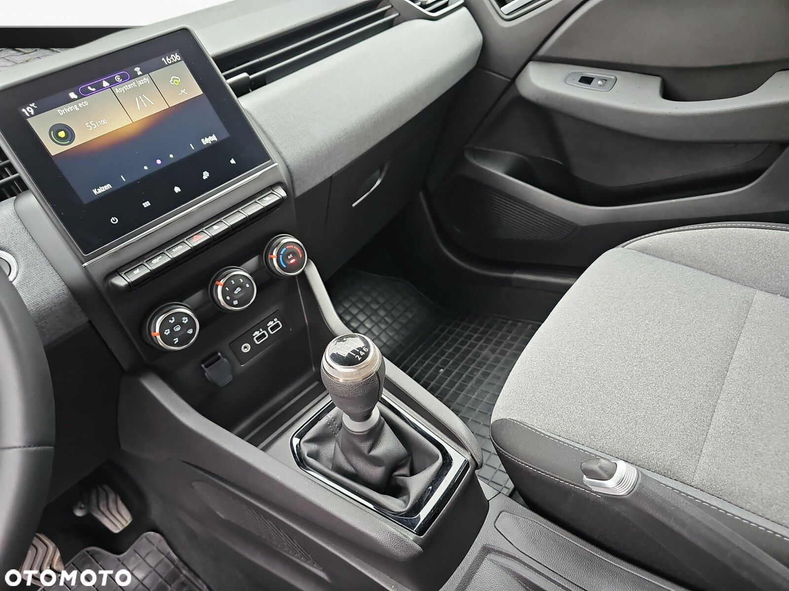 Renault Clio - 18