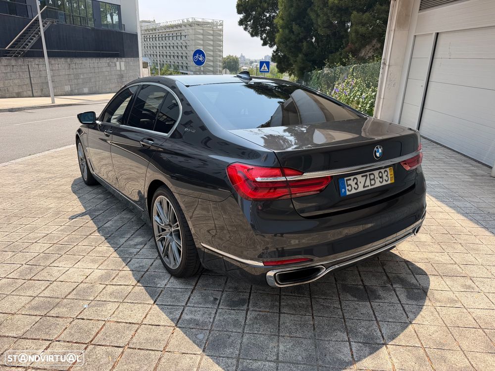 BMW 740 iH Active Hybrid - 6