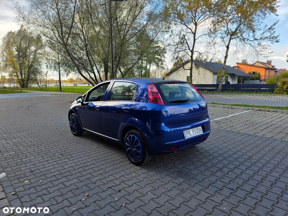 Fiat Punto 1.2 8V - 7