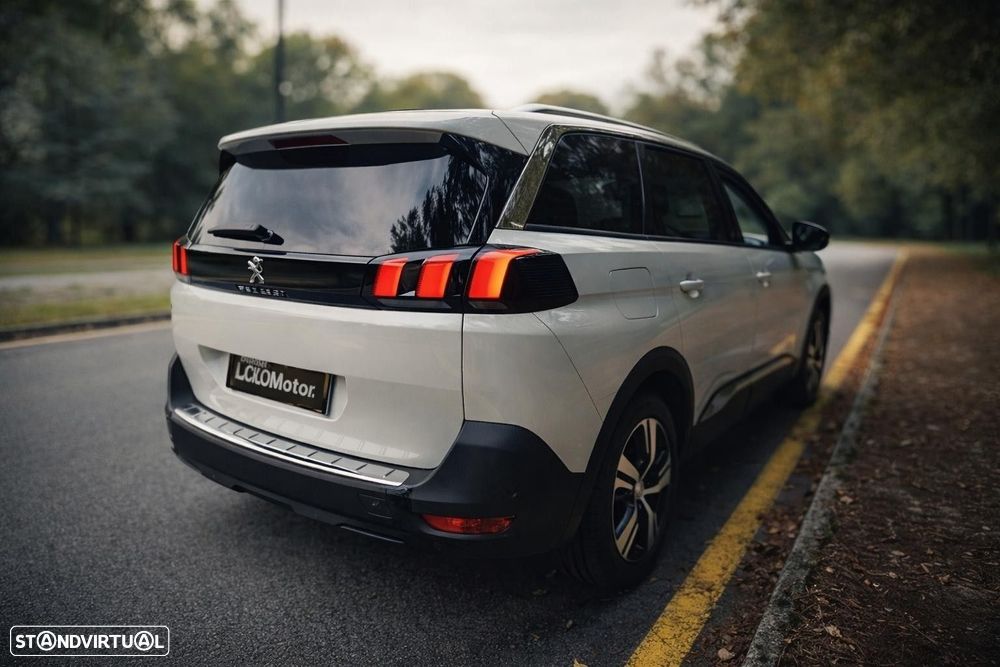 Peugeot 5008 1.5 BlueHDi Allure Pack EAT8 - 27