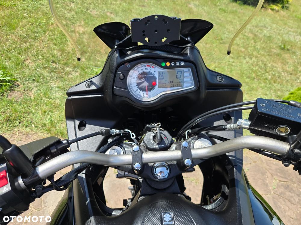 Suzuki V-STROM - 11