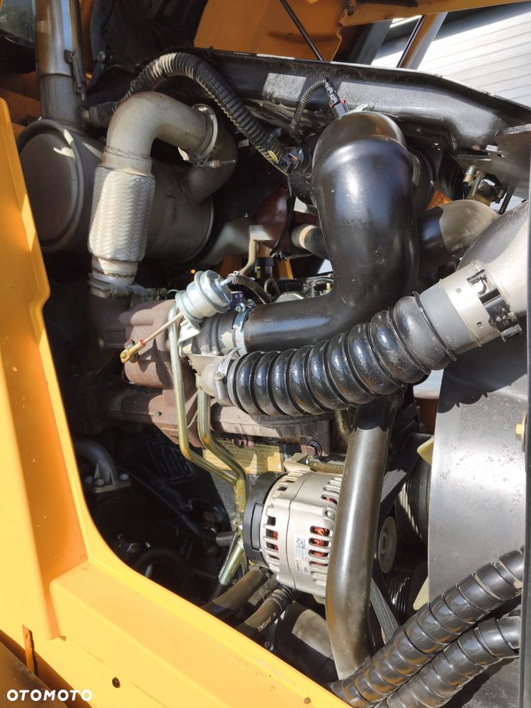 JCB 3CX - 11