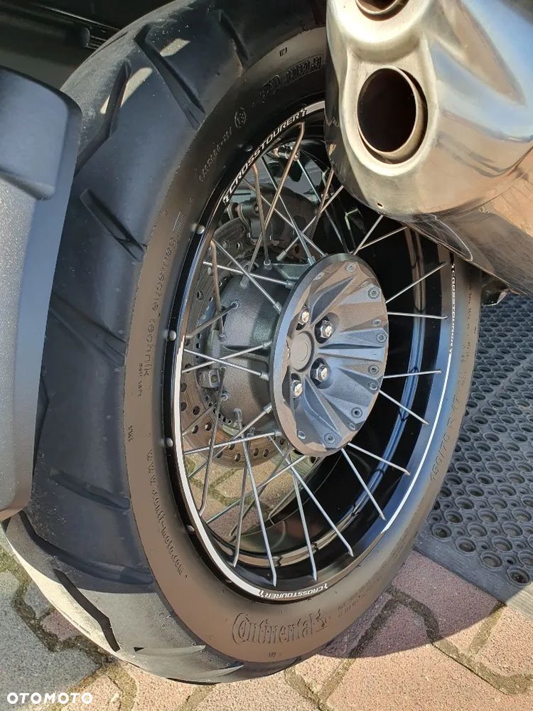 Honda VFR - 27