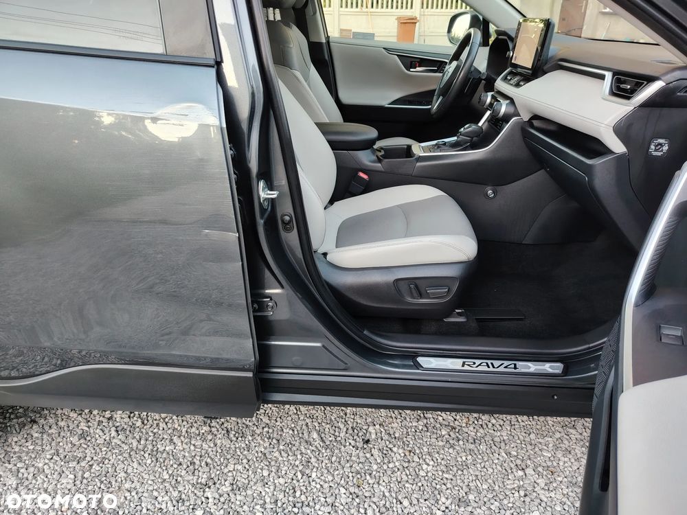 Toyota RAV4 2.5 Hybrid Executive 4x4 - 36