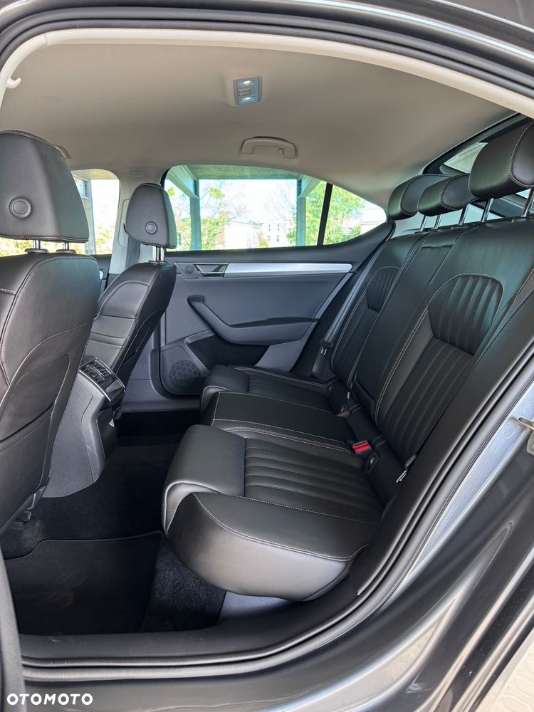 Skoda Superb 2.0 TSI Ambition DSG - 37