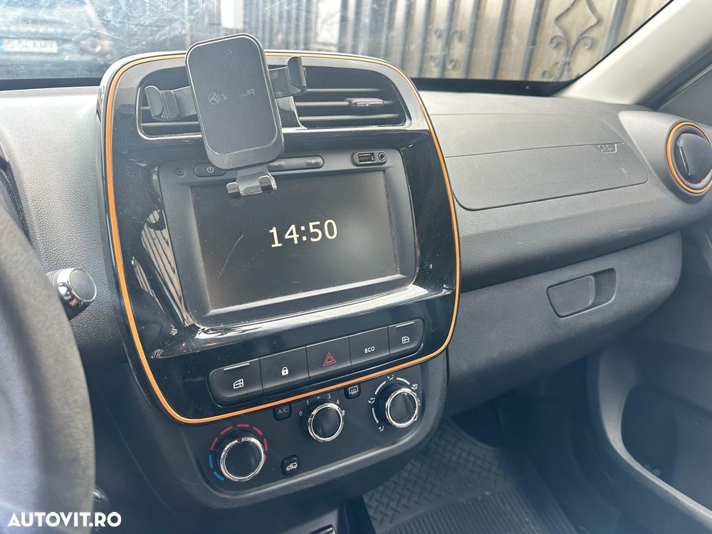 Dacia Spring Essential - 4