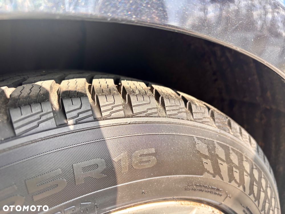 Volkswagen Passat 2.0 TDI Comfortline DSG - 40