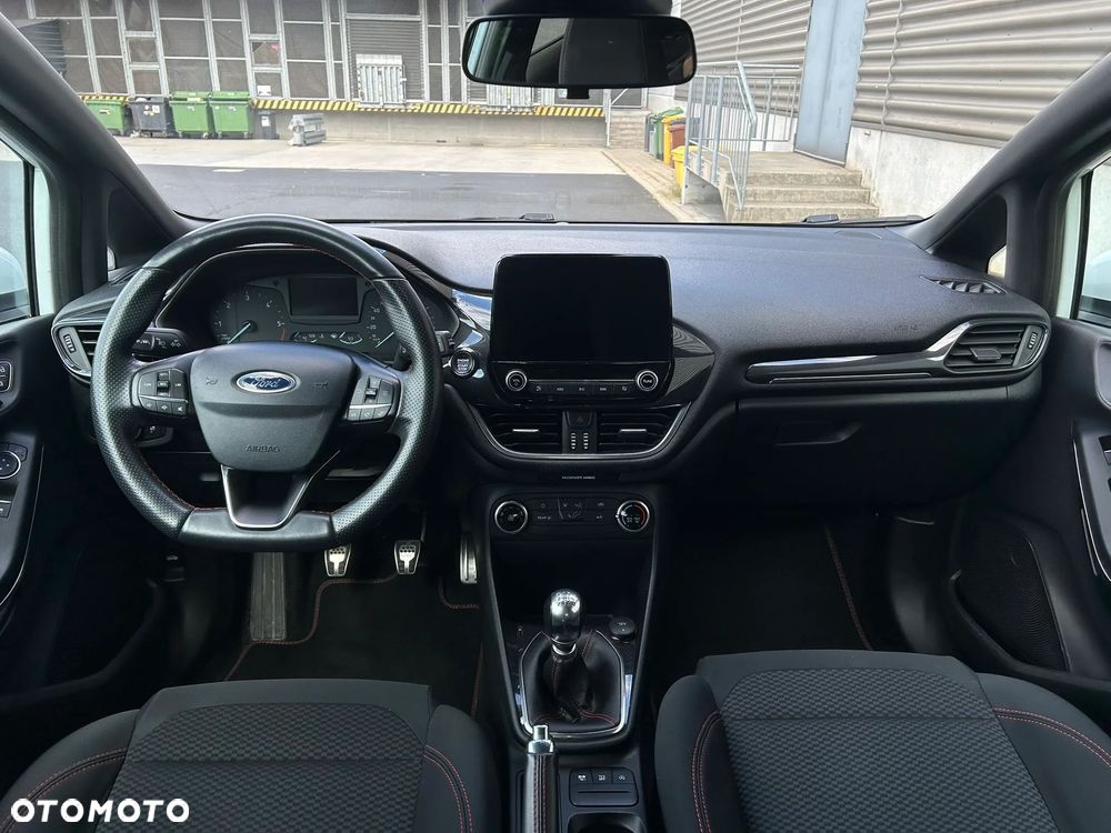 Ford Fiesta 1.5 TDCi S&S ST-LINE - 12