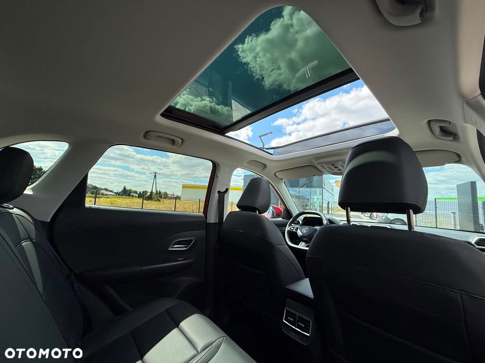 MG ZS Hybrid+ - 26