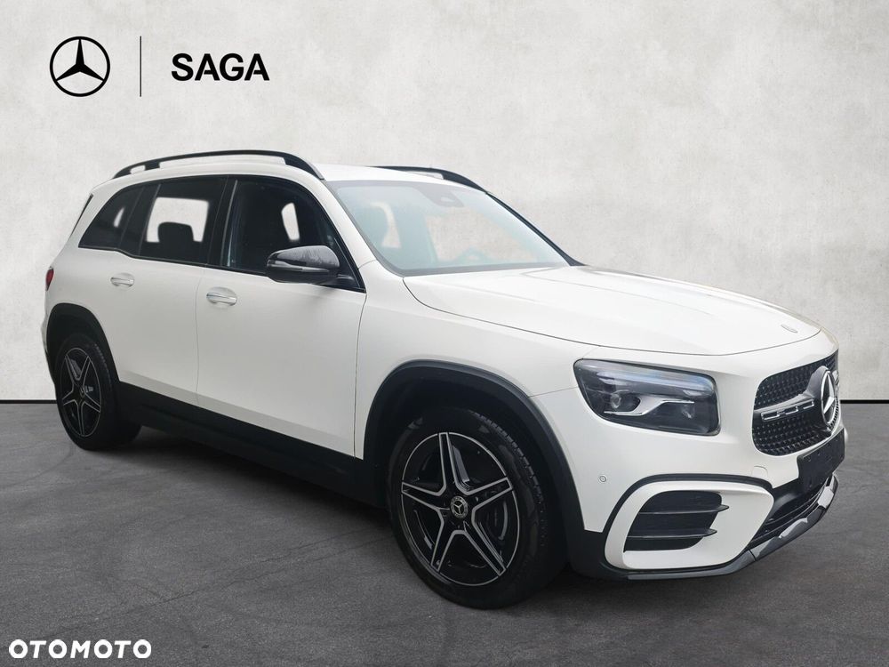 Mercedes-Benz GLB - 3