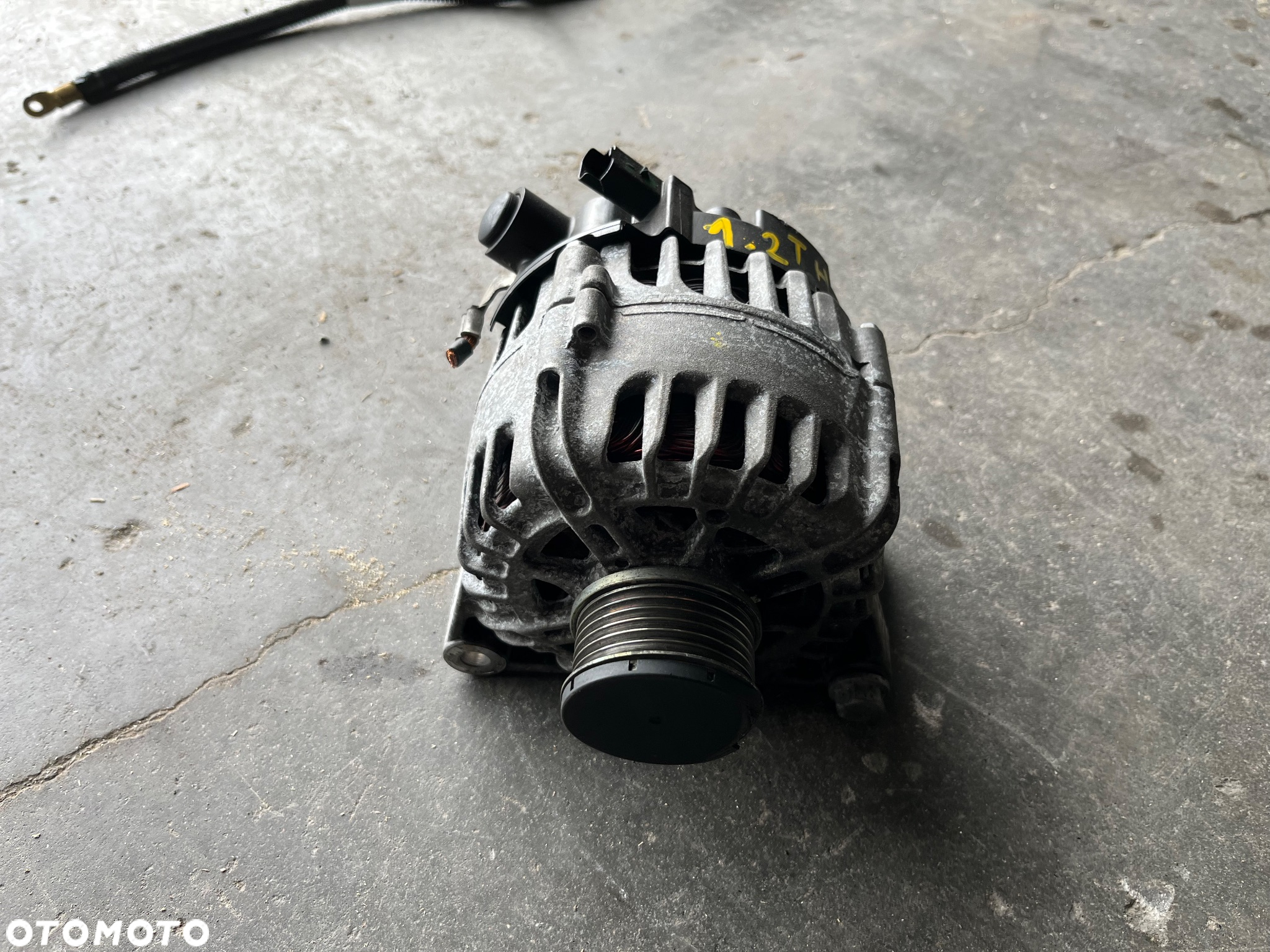 Alternator Peugeot 5008 II 1.2 THP - 2