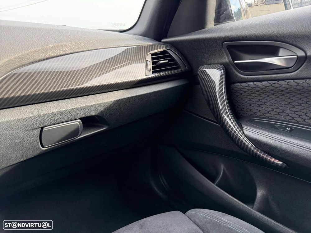 BMW 120 d Pack Desportivo M - 11