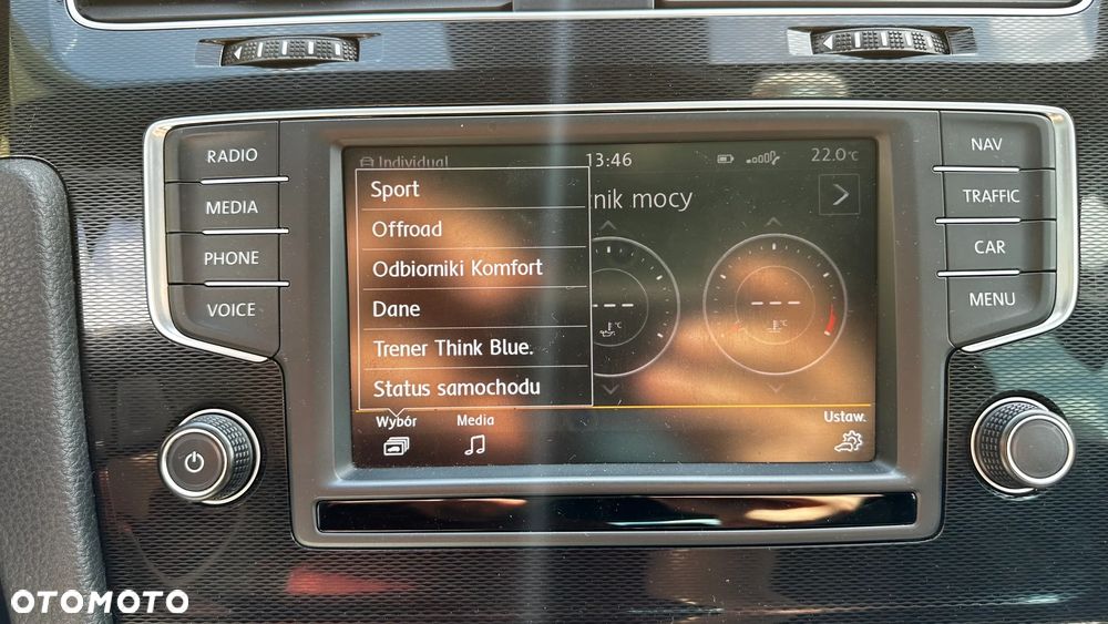 Volkswagen Golf - 24