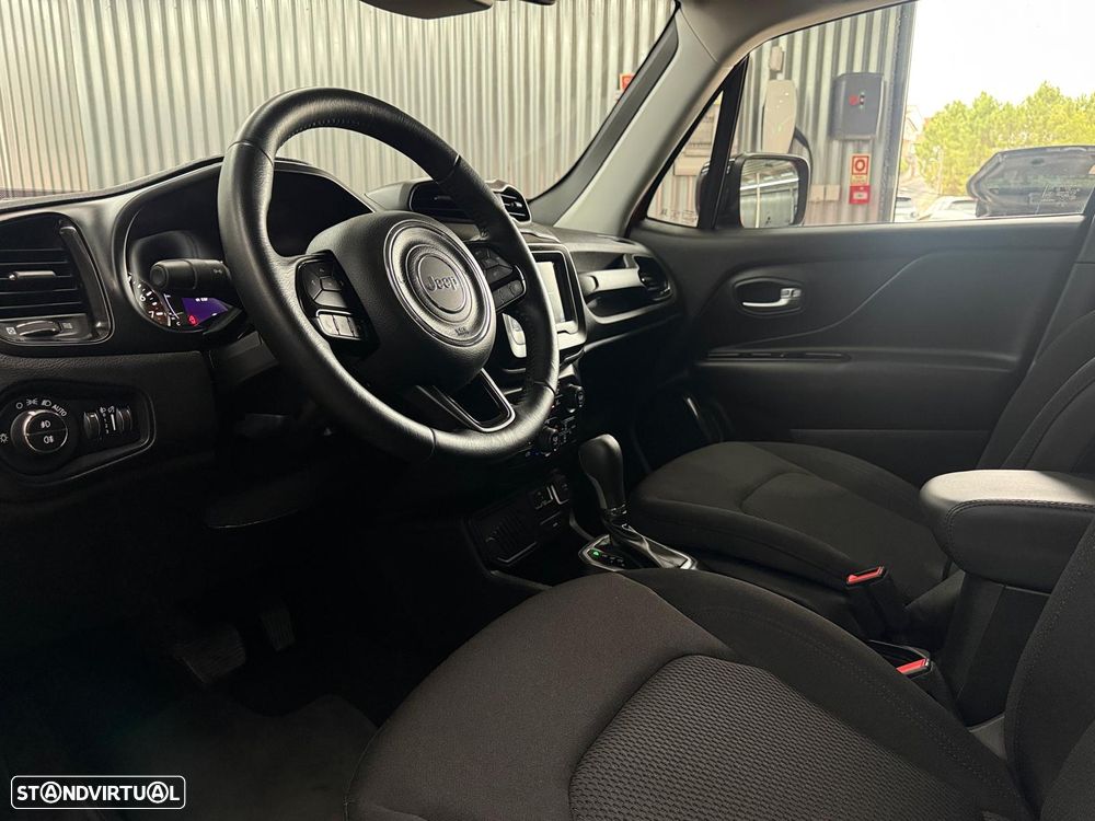 Jeep Renegade 1.3 T Night Eagle DCT - 14