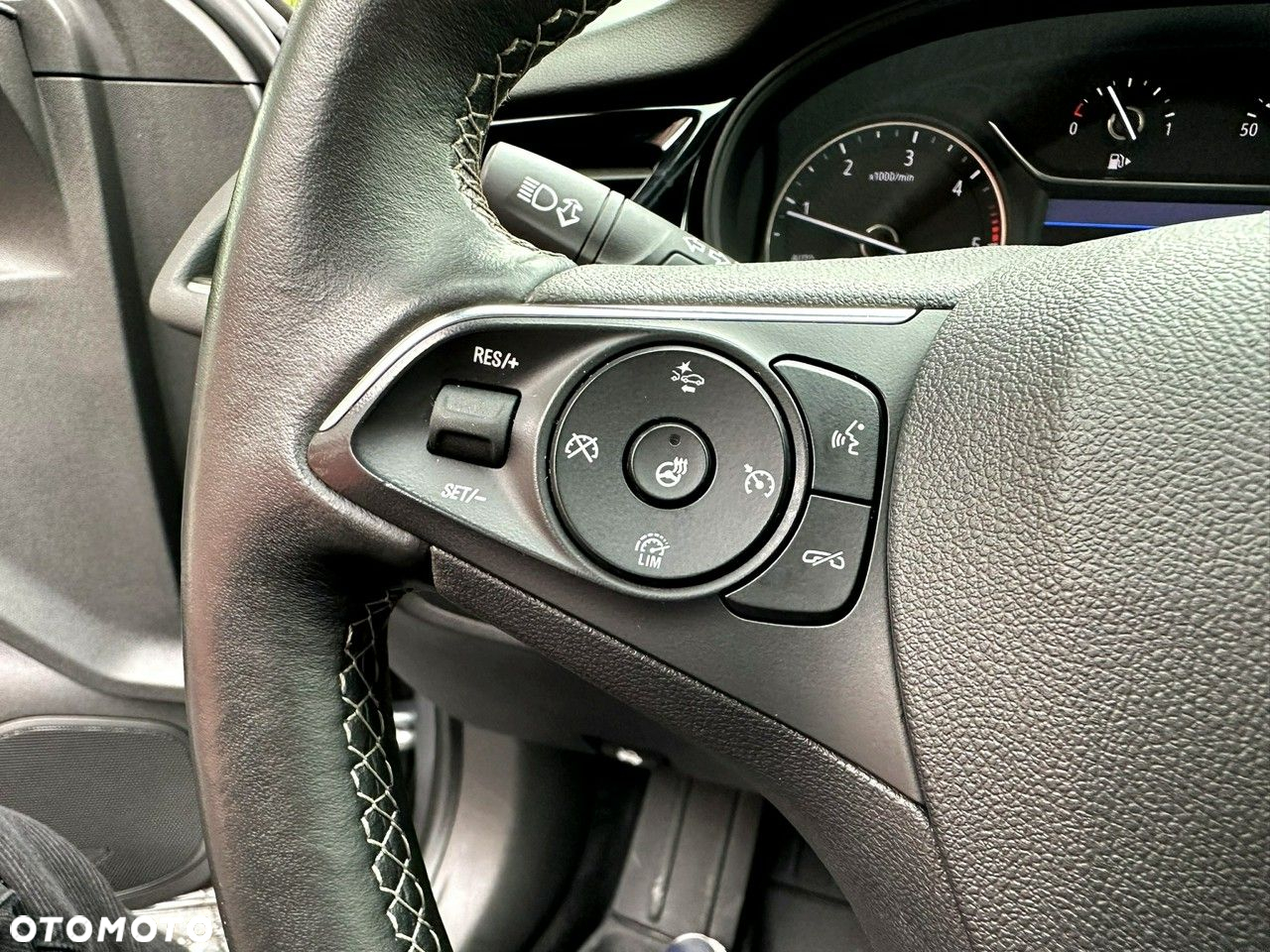 Opel Insignia 2.0 CDTI Elite S&S - 26