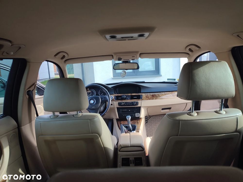 BMW Seria 3 320d - 3