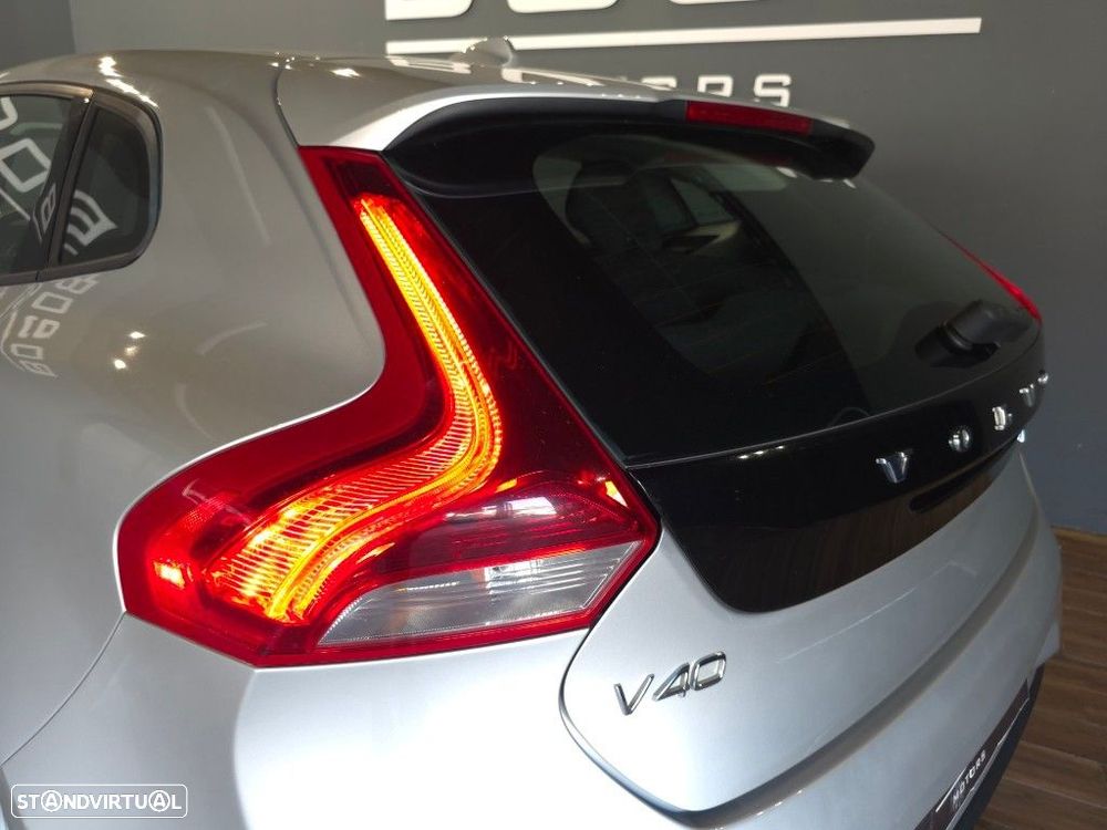 Volvo V40 1.6 D2 Momentum - 13