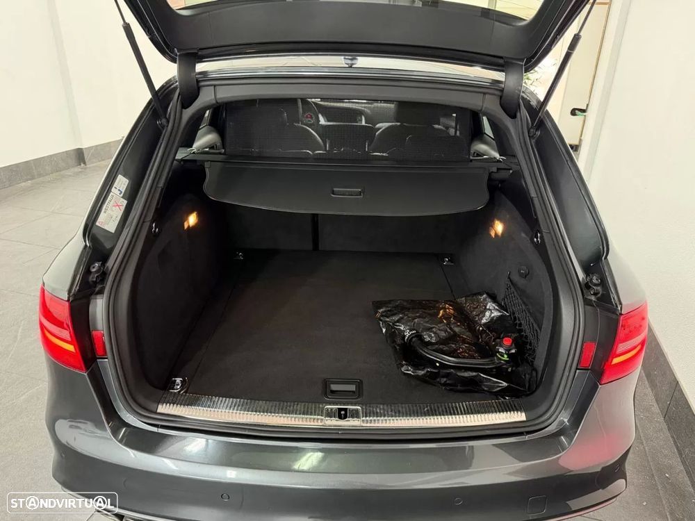 Audi A4 Avant 2.0 TDI Multitronic S-line - 10