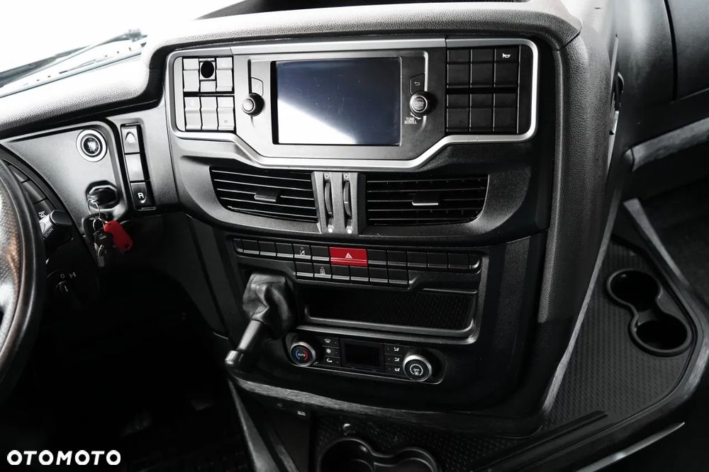 Iveco S-WAY / 460 / RETARDER / LNG - 30