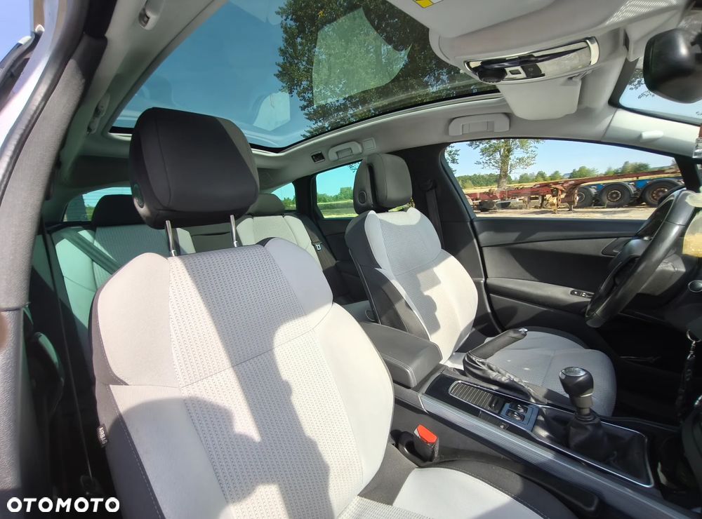 Peugeot 508 1.6 e-THP Allure S&S - 9