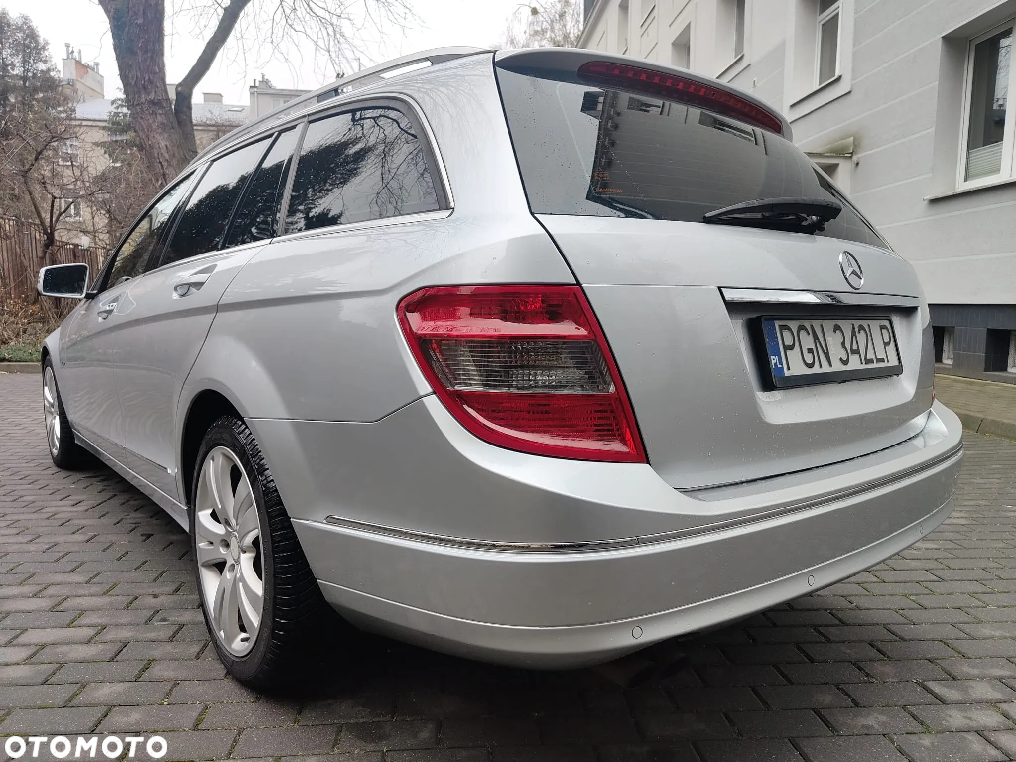 Mercedes-Benz Klasa C 180 T BlueEFFICIENCY 7G-TRONIC Avantgarde - 9