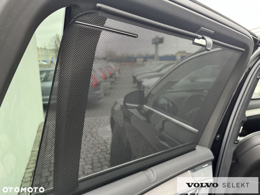 Volvo XC 90 - 38