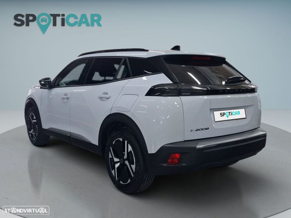 Peugeot e-2008 54 kWh Allure - 6