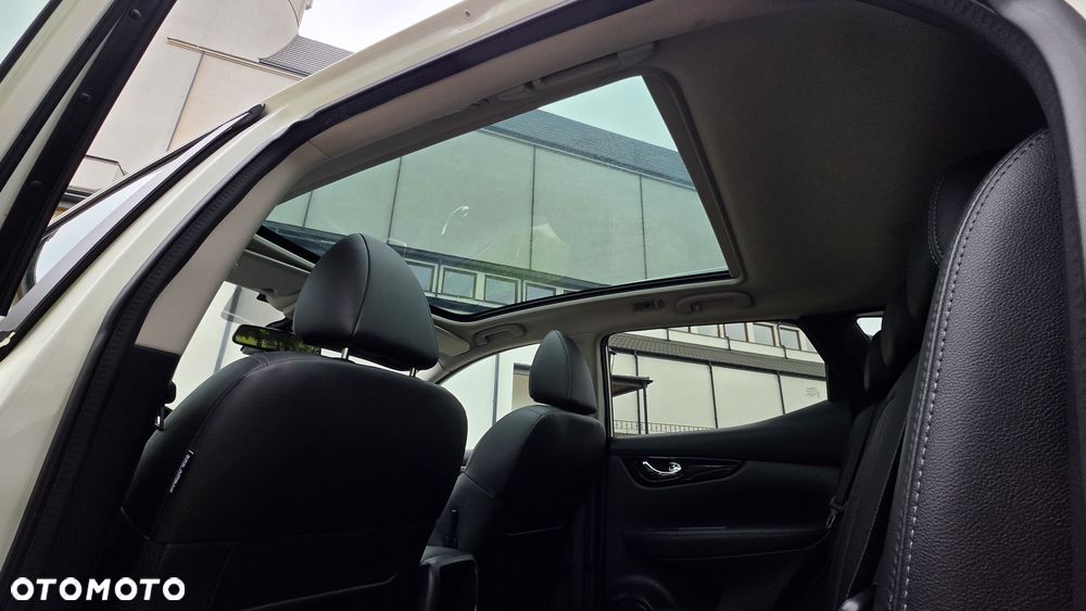 Nissan Qashqai 1.2 DIG-T Xtronic TEKNA+ - 18