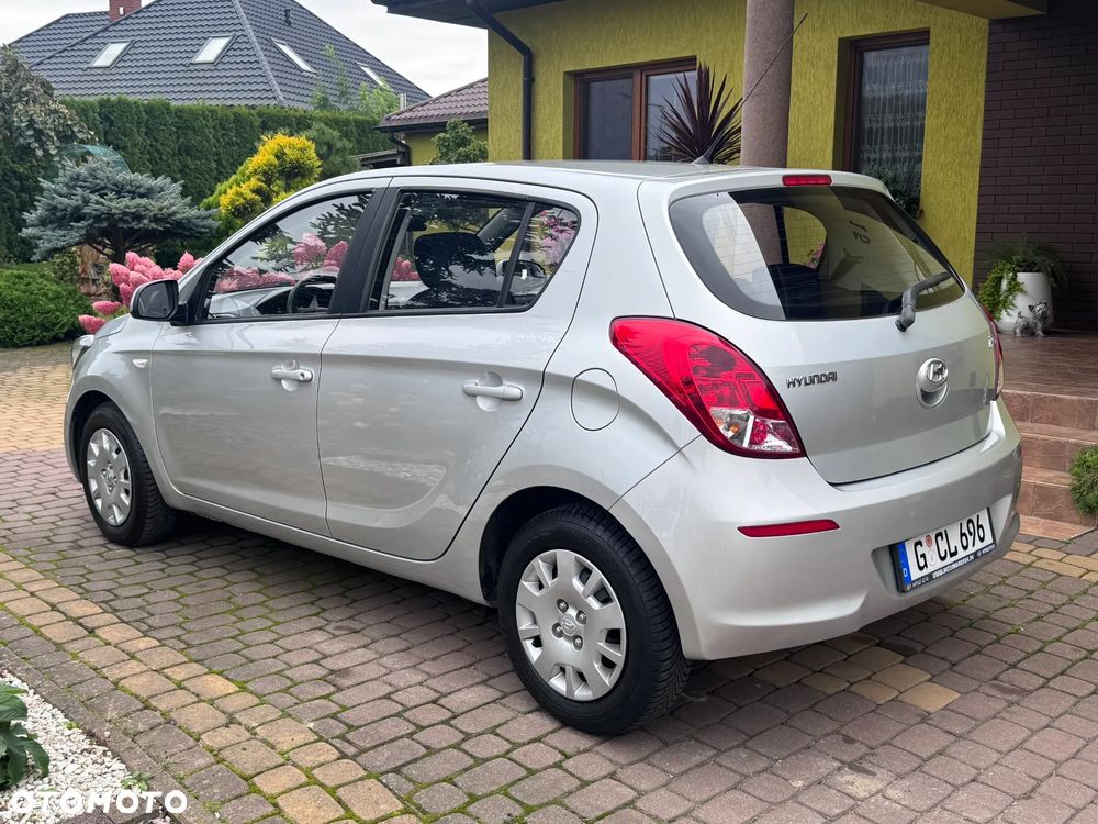 Hyundai i20 - 16