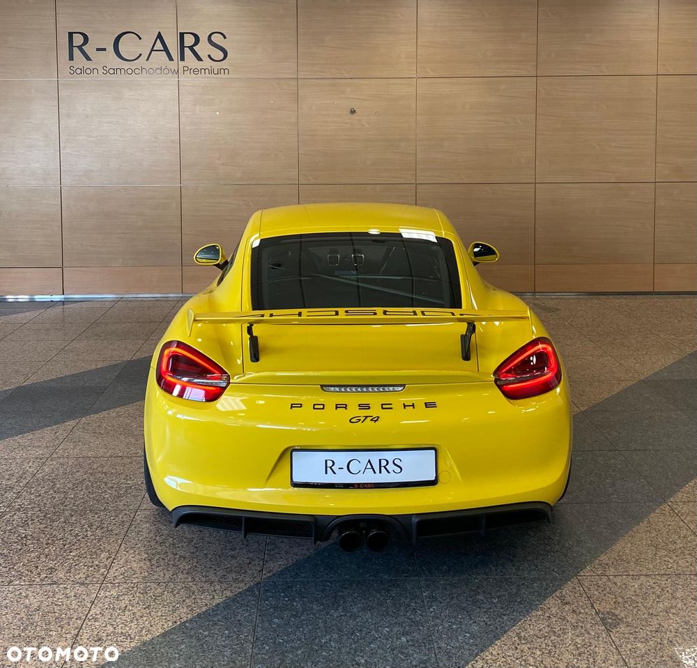 Porsche Cayman GT4 - 6