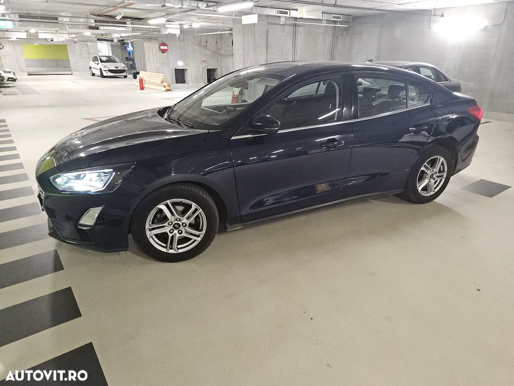 Ford Focus 1.0 EcoBoost Titanium Business - 1