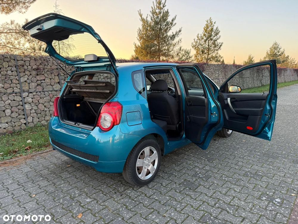 Chevrolet Aveo 1.2 16V Base - 16