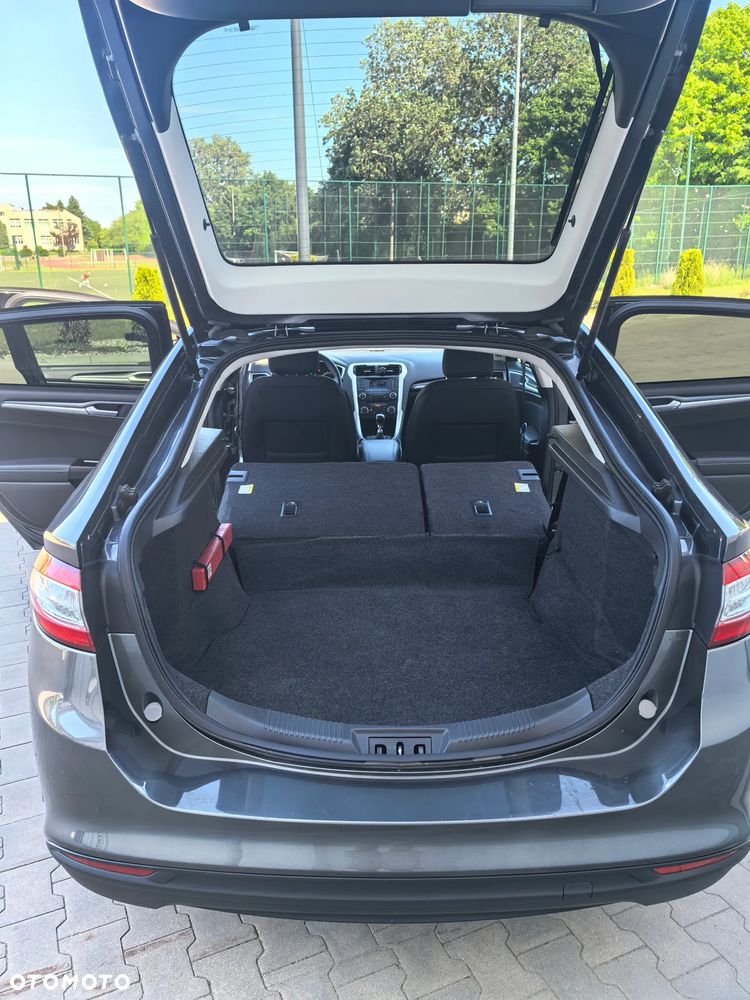 Ford Mondeo 2.0 TDCi Ambiente - 25