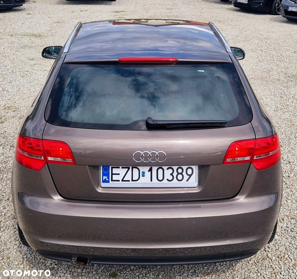 Audi A3 Sportback 1.6 TDI S tronic Attraction - 13