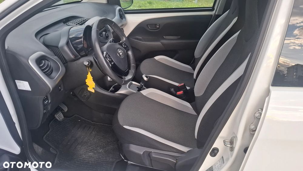 Toyota Aygo - 8