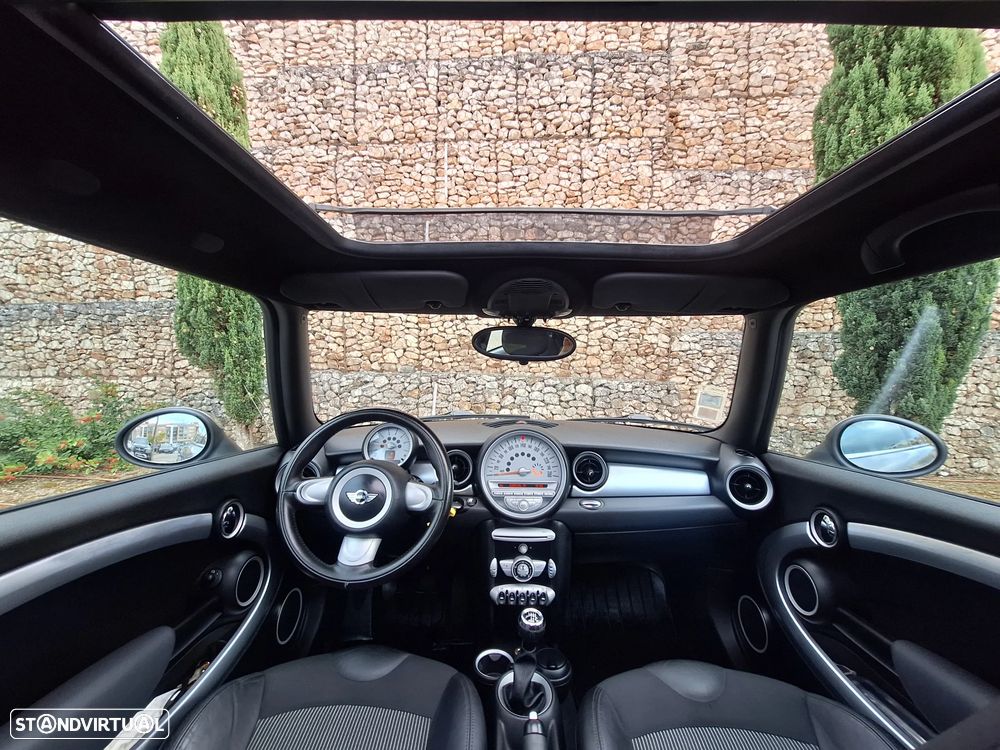 MINI 3 Portas One D - 22