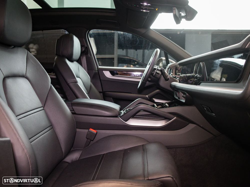 Porsche Cayenne E-Hybrid - 47